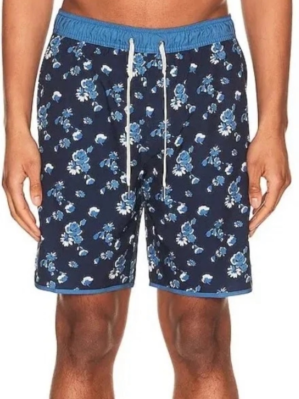 Fair Harbor Navy Lined Floral Swim Shorts size Small